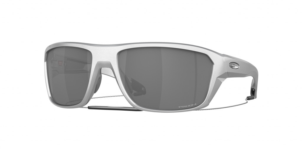 Oakley split outlet shot white