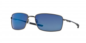 Oakley
