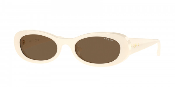 vogue_0vo5582s_316773_full_ivory